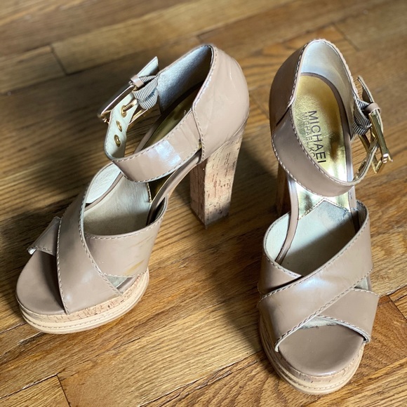 Authentic Michael Kors nude pump heels size 7 - Picture 2 of 7